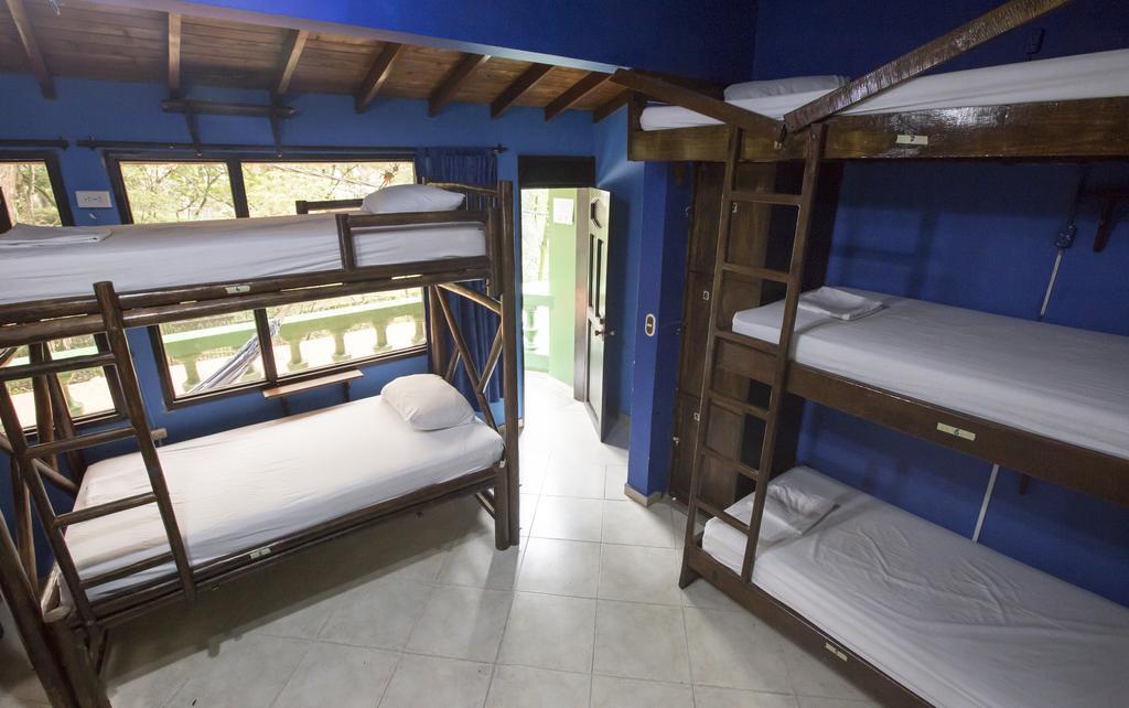 Arcadia Hostel Medellín Dış mekan fotoğraf