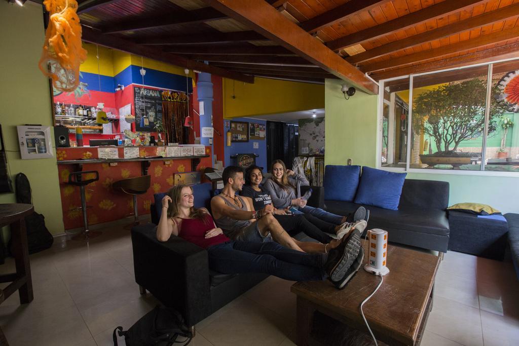 Arcadia Hostel Medellín Dış mekan fotoğraf